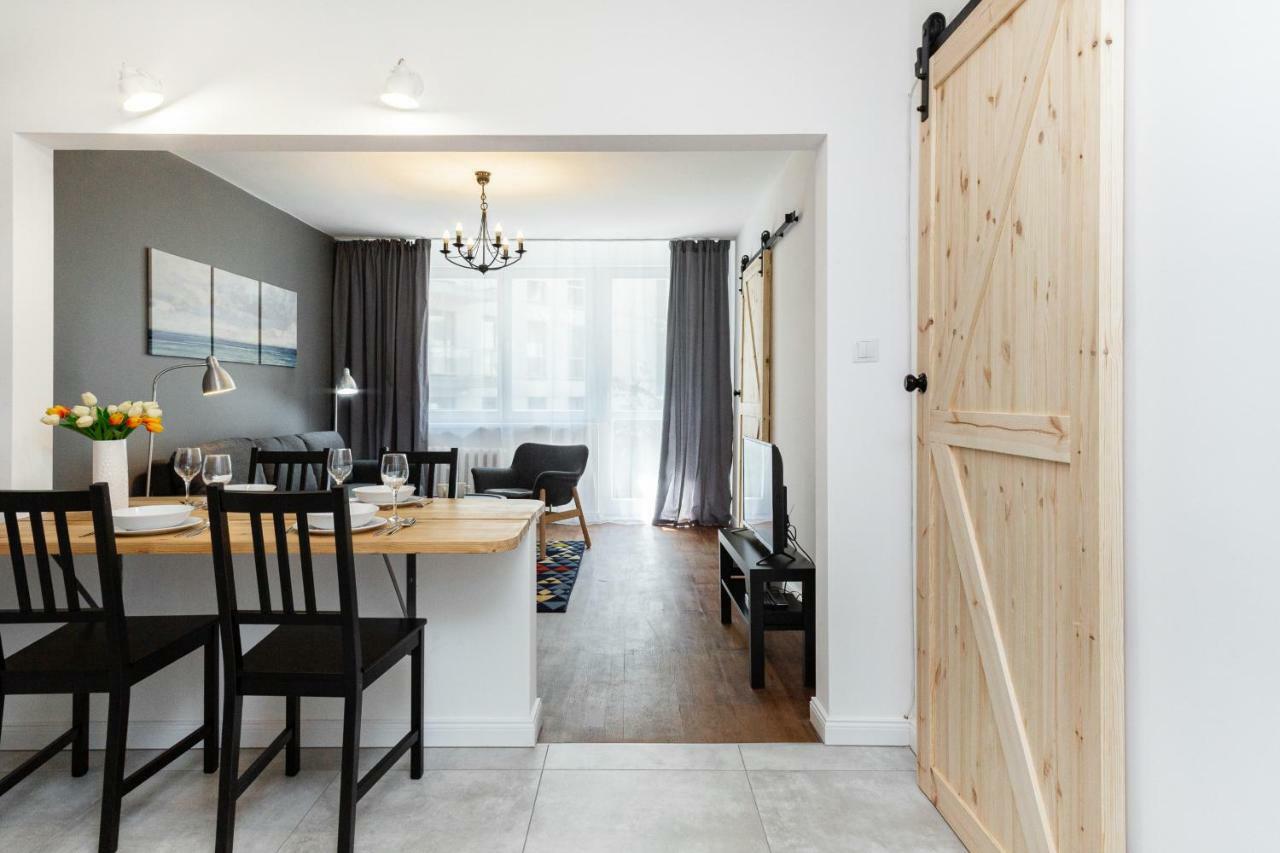 First Central Apartments By Noclegi Renters Варшава Экстерьер фото