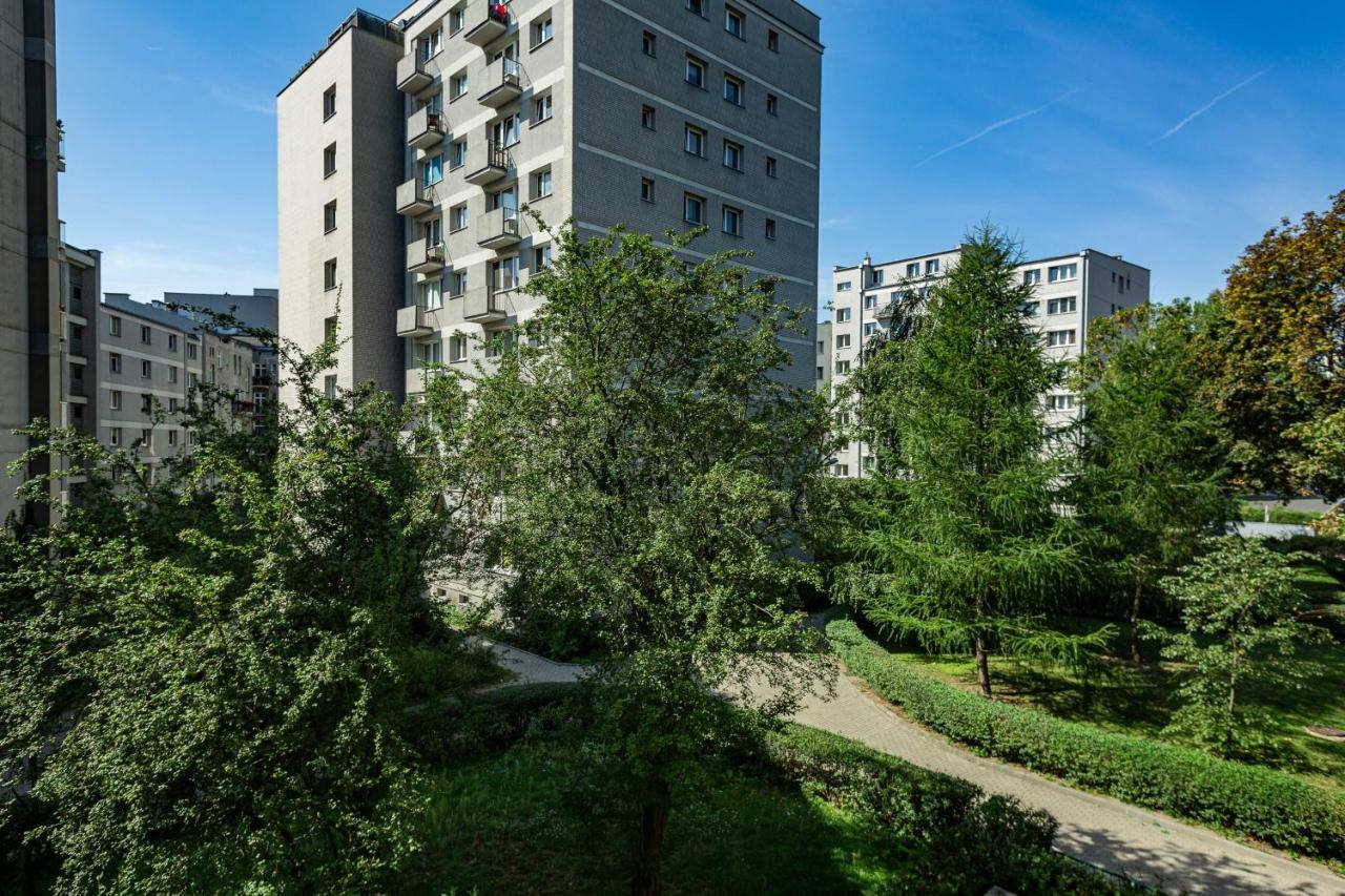 First Central Apartments By Noclegi Renters Варшава Экстерьер фото